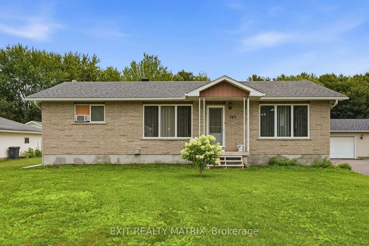 Property Photo: 563 Lajeunesse Road ON K0B 1A0