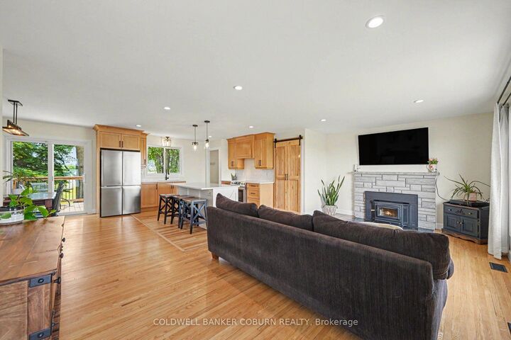 Property Photo:  11895 Cloverdale Road  ON K0C 2K0 