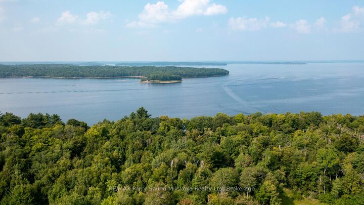 Property Photo: 808 Paradise Lane E Lot 206 ON P2A 2X4