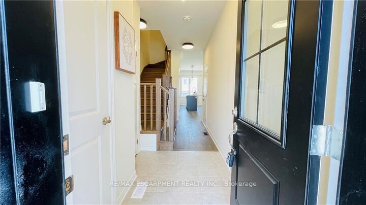 Property Photo:  27 Mia Drive  ON L9B 0H8 
