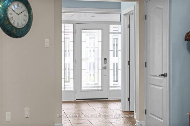 Property Photo: 816 Azure Street ON K4A 0T7