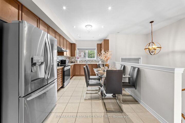 Property Photo: 34 Aspen Hills Road ON L6Y 0H7