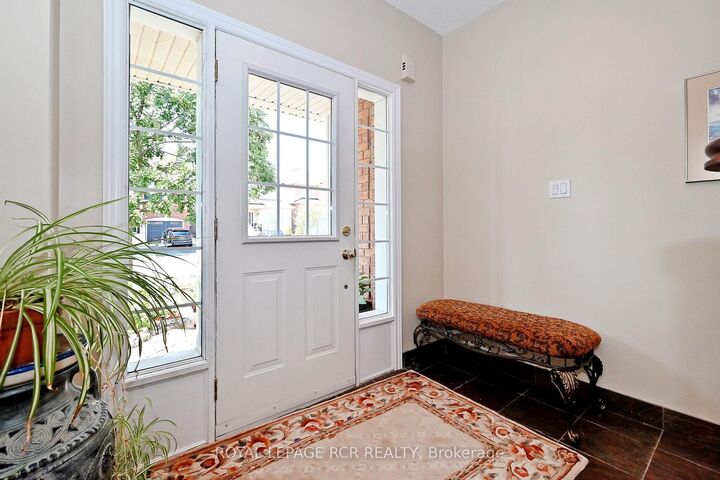 Property Photo: 81 Woodbury Crescent ON L3X 2T2