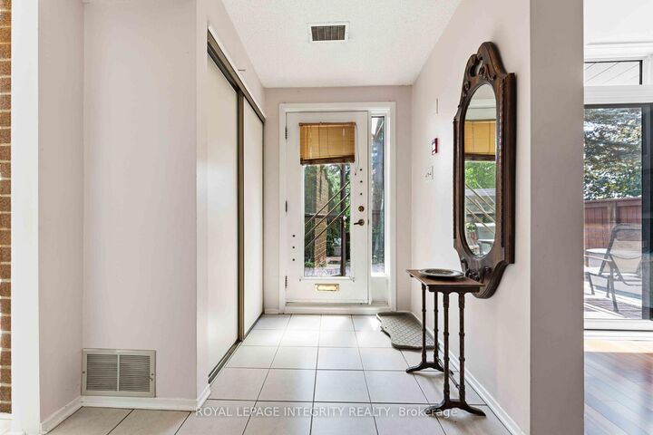 Property Photo: 100 Hillside Drive 27 ON K1K 4J1