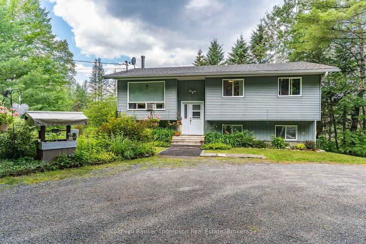 68 Stephenson. 2 Road E — photo 1