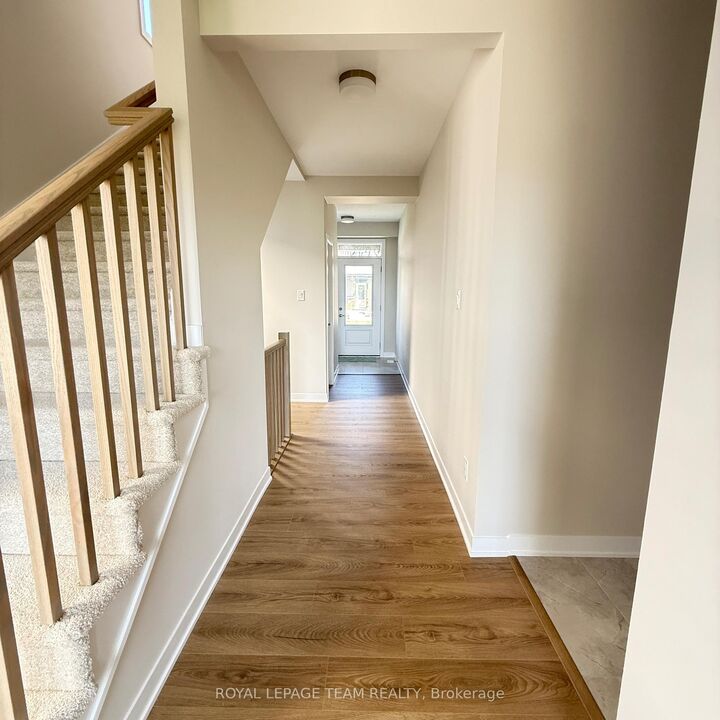 Property Photo: 286 Les Emmerson Drive S ON K2J 7L1