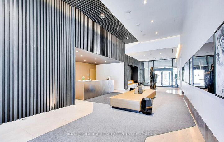 Property Photo: 8868 Yonge Street 1107E ON L4C 1Z8