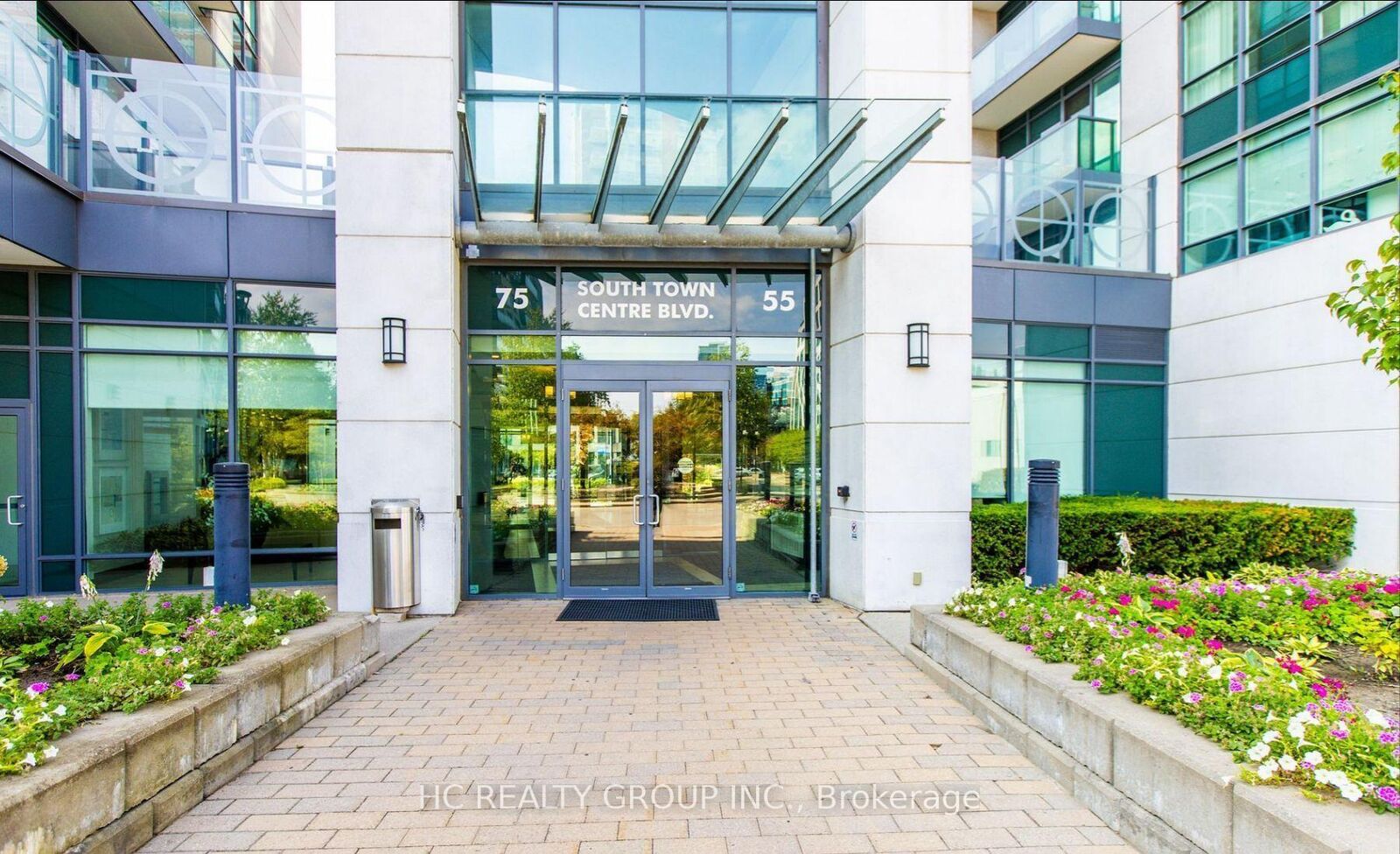 Property Photo: 75 South Town Centre Boulevard 1206 ON L6G 0B3