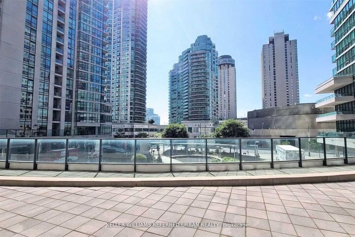 Property Photo: 18 Harbour Street 2606 ON M5J 2Z6