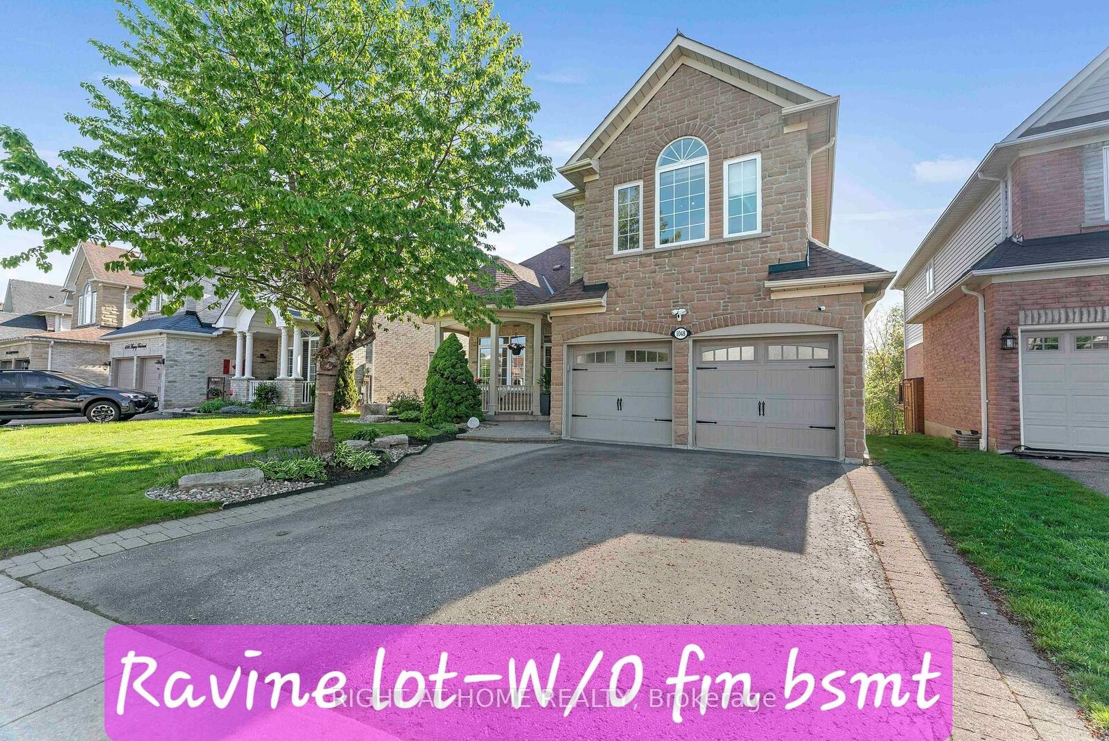 Property Photo: 1048 McQuay Boulevard ON L1P 1R8