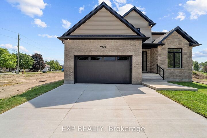 Property Photo: 253 John Street ON N0M 2S0