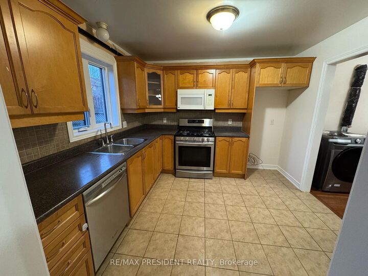 Property Photo: 14 Peachwood Crescent ON L8E 5Z8
