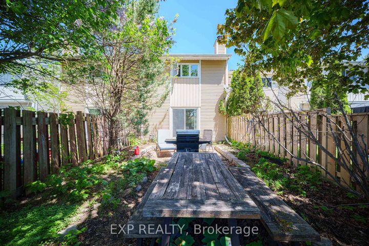 Property Photo: 6431 Timothy Court ON K1C 3E5