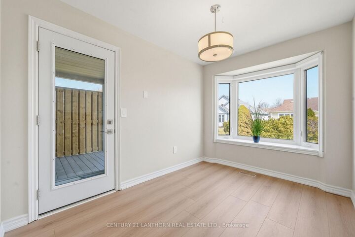 13 Nesbitt Drive — photo 1