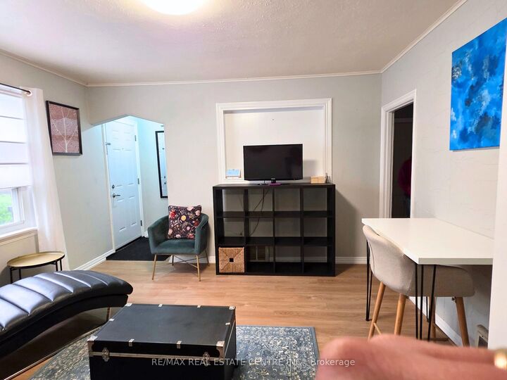 Property Photo:  81 East 11th Street  ON L9A 3T3 