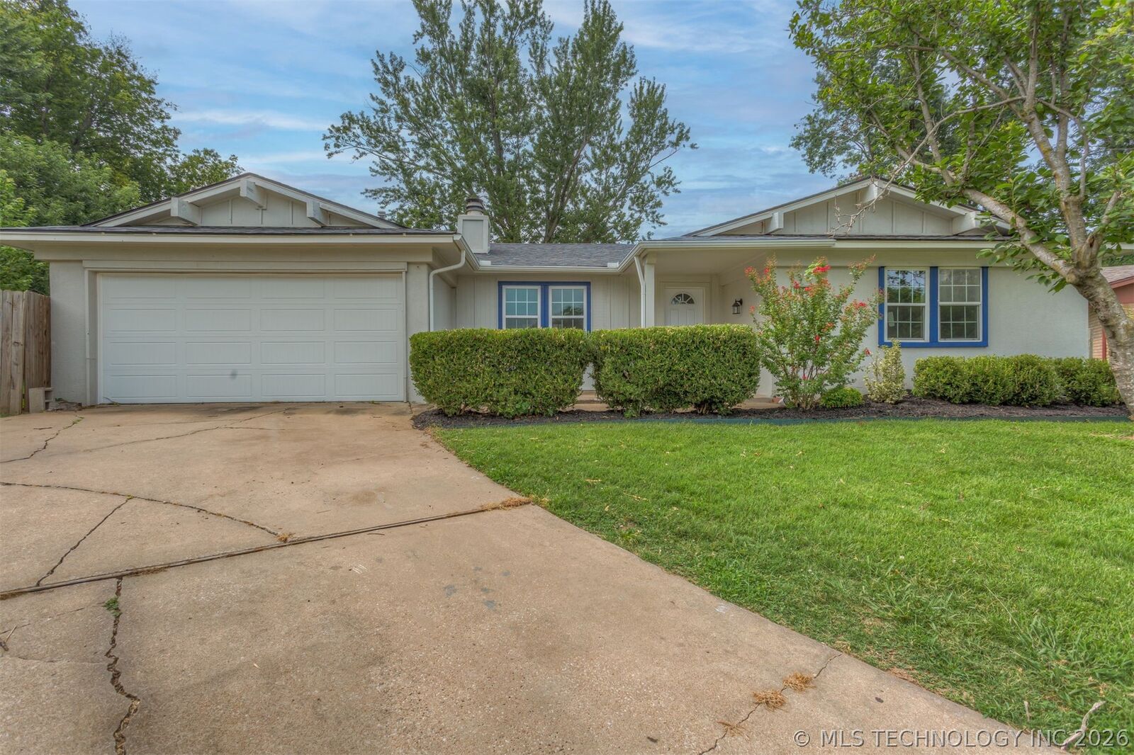 Property Photo:  4329 S Date Avenue  OK 74011 