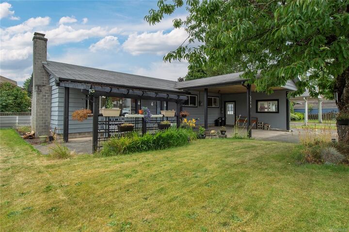 2505 Alder St S — photo 1