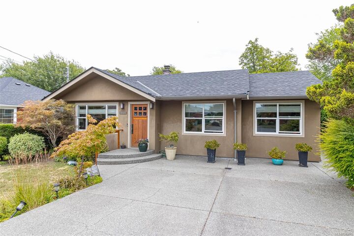 Property Photo: 10107 Third St BC V8L 3B4