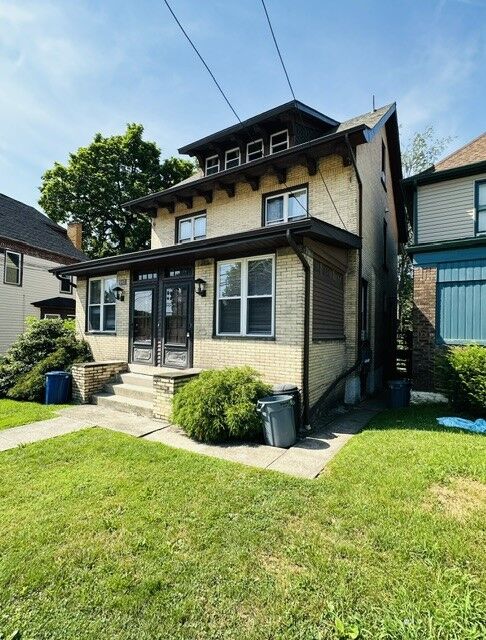 Property Photo:  1663 Suburban Ave  PA 15216 