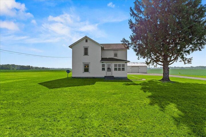 Property Photo:  19456 County Road 25  OH 43331 