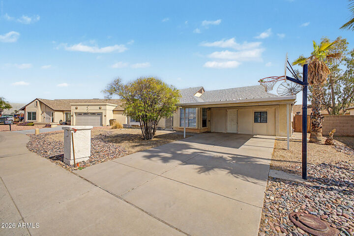 Property Photo:  10719 W Vista Avenue  AZ 85307 