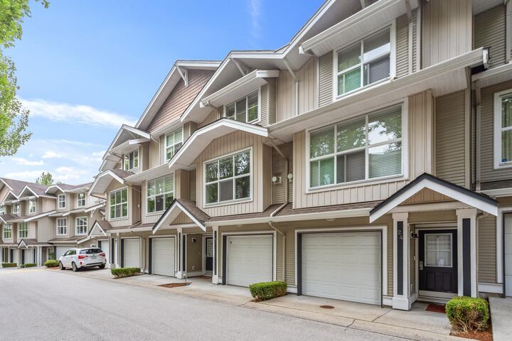 20460 66 Avenue 25 — photo 1