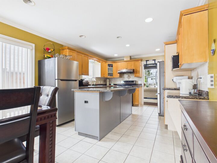 Property Photo: 6615 Dufferin Avenue BC V5H 3T2