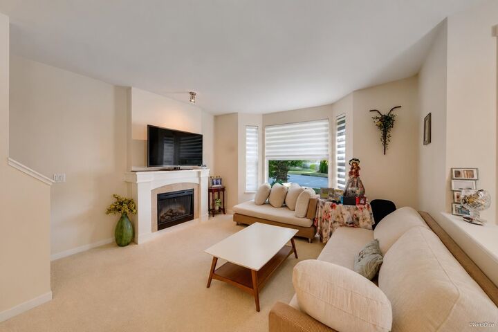 Property Photo: 1412 Marguerite Street BC V3E 0A7