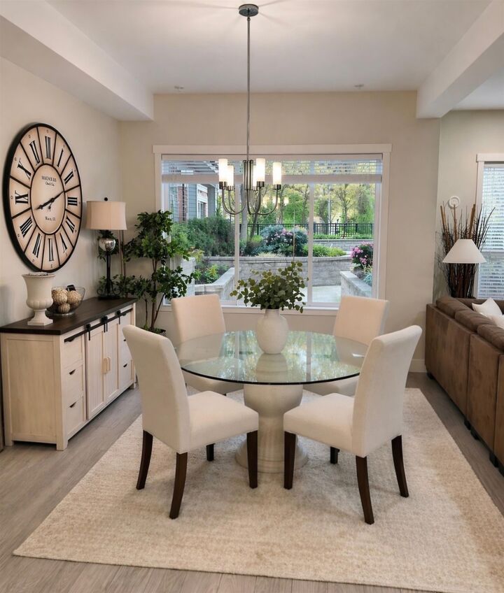 Property Photo: 12367 224 Street 103 BC V2X 6B9