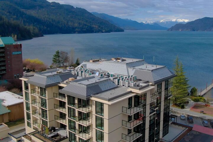Property Photo: 120 Esplanade Avenue 203 BC V0M 1K0