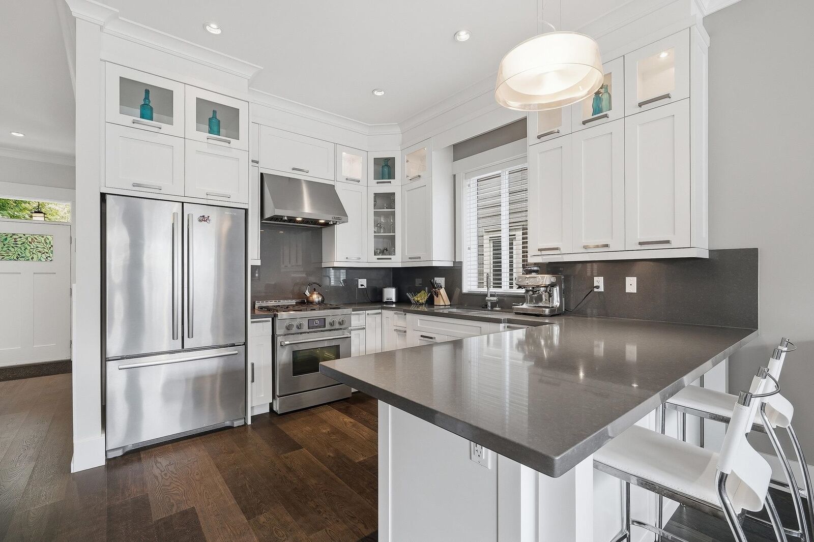 Property Photo: 14713 32 Avenue BC V4P 1Z8