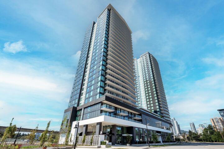 Property Photo: 302 Alderson Avenue 2006 BC V3K 0J2