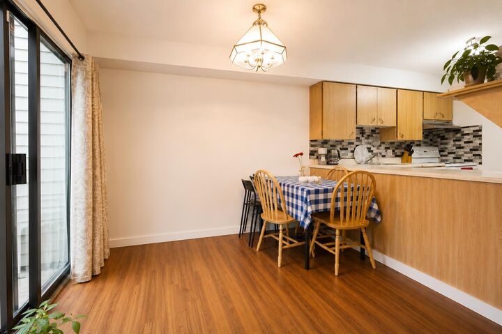 Property Photo: 7144 133B Street 208 BC V3W 8A4