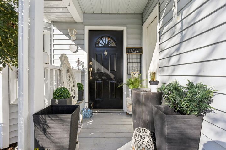 Property Photo: 875 Porteau Place BC V7H 2P8