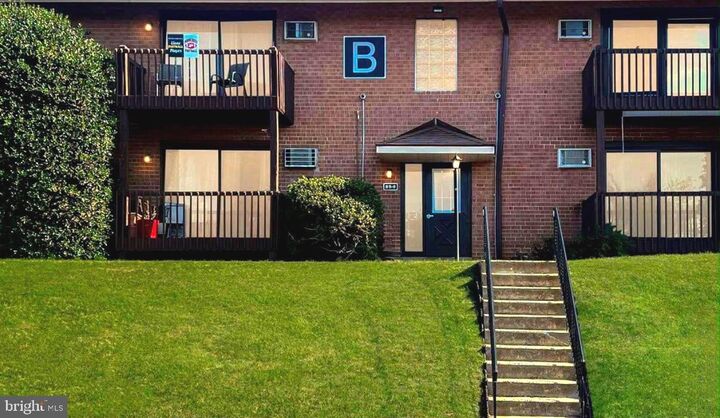 Property Photo:  1016 W Baltimore Pike B-5  PA 19063 