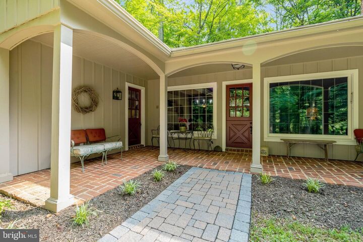 Property Photo: 7430 Clifton Road VA 20124
