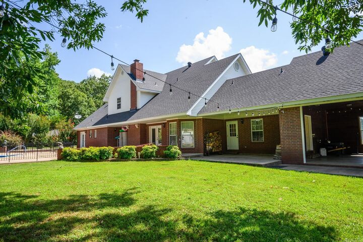 Property Photo: 3021 Highway 71 N AR 71953