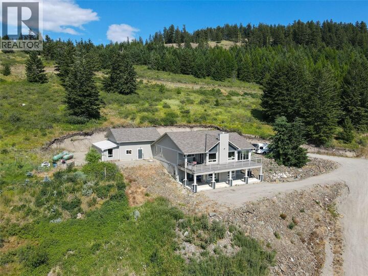 Property Photo:  1415 Wolf Way Road  BC V0H 1Y0 