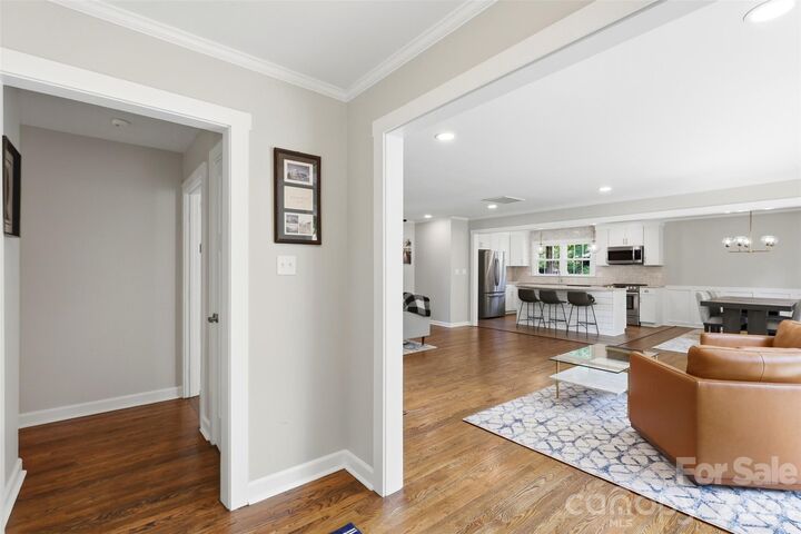 Property Photo: 8115 Knollbrook Drive NC 28270