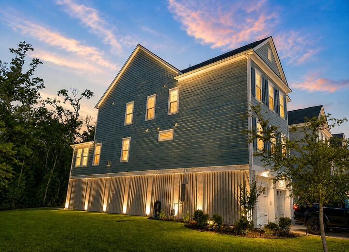 Property Photo: 2805 Merriams Drive SC 29414