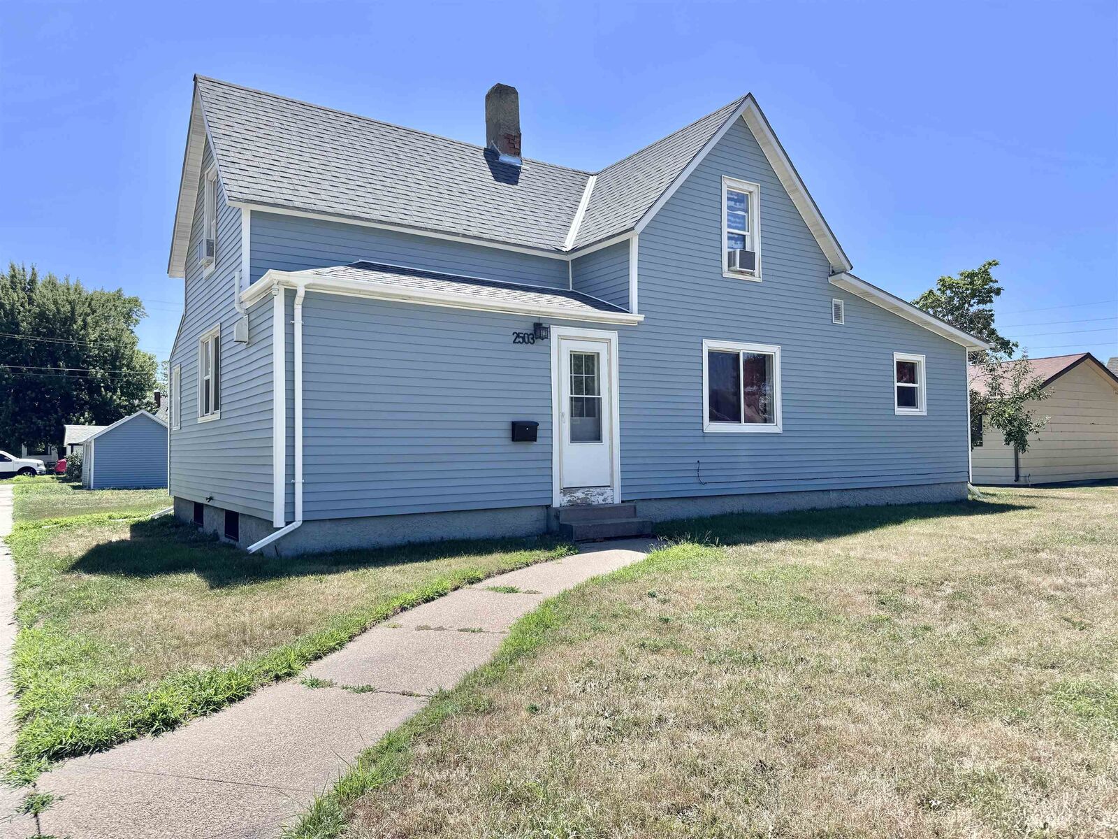 Property Photo:  2503 7th Street  NE 68601 