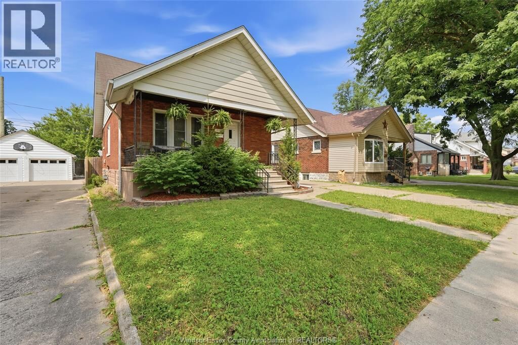 Property Photo: 1585 Pillette ON N8Y 3C3