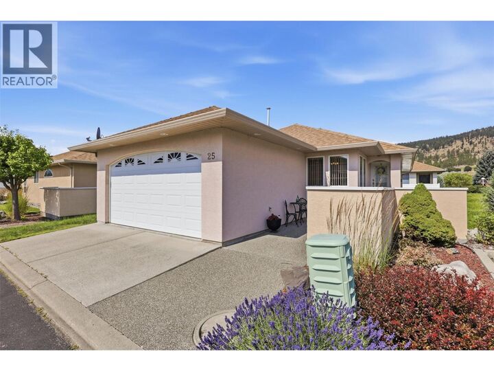 Property Photo: 1901 Maxwell Avenue 25 BC V1K 1L9