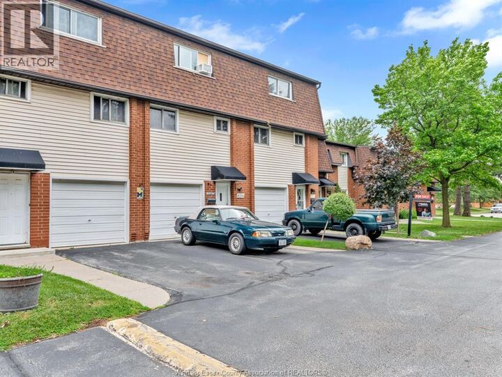 Property Photo: 6312 Thornberry ON N8T 3A2