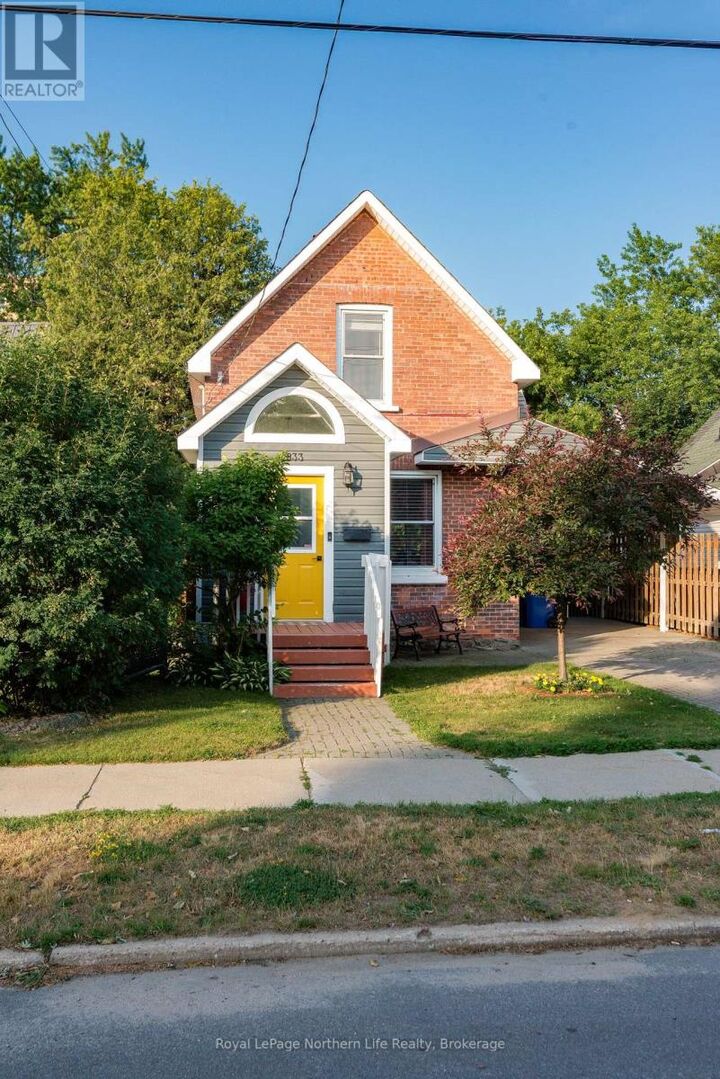 Property Photo: 833 McIntyre Street West ON P1B 3A2