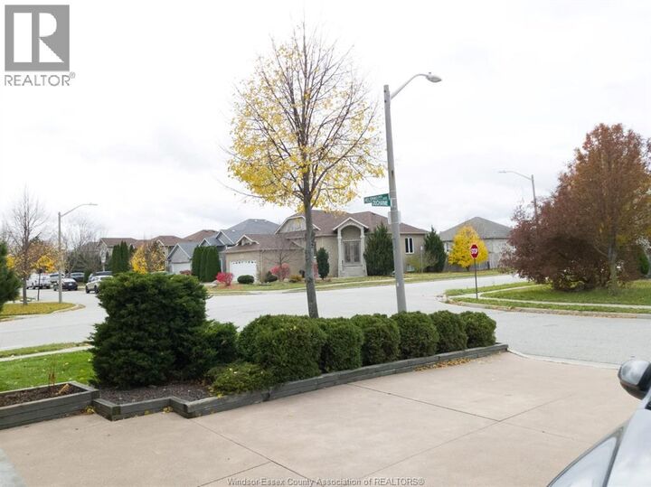 Property Photo:  4694 Helsinki Crescent  ON N9G 3G2 