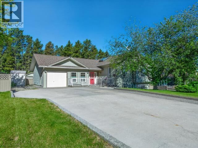 Property Photo: 82 Ponderosa Drive YT Y1A 5G9
