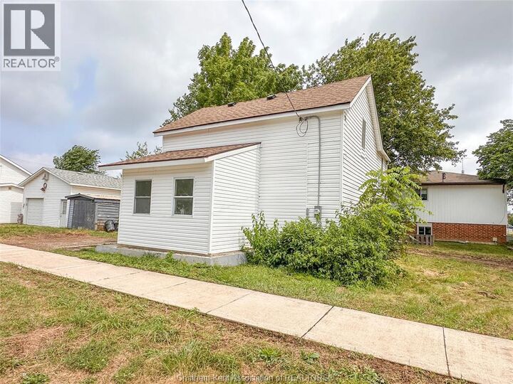 Property Photo:  47 Parr Street  ON N0P 1A0 