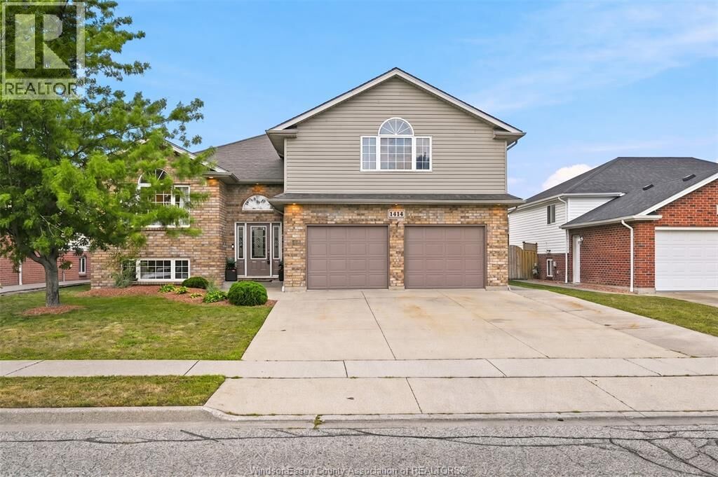 Property Photo: 1414 Girard Drive ON N0R 1A0