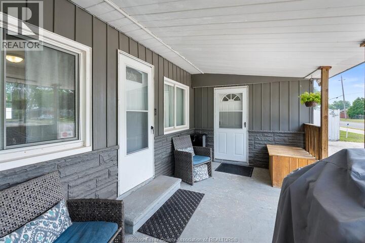 Property Photo:  439 St. Peter Street  ON N0R 1A0 